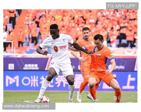 汤加与澳大利亚激战正酣精彩对决引发球迷热议与期待